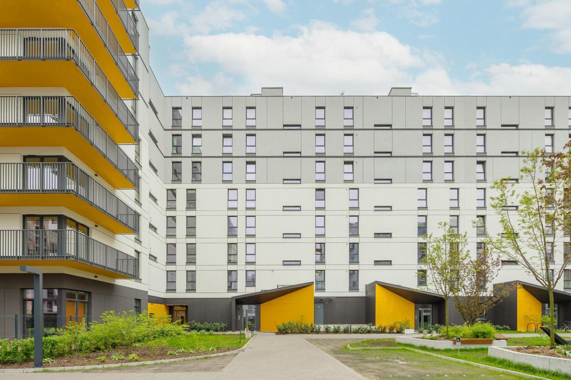 Stylish Apartments With Parking By Noclegi Renters Varsavia Esterno foto